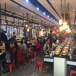 回轉(zhuǎn)火鍋設(shè)備